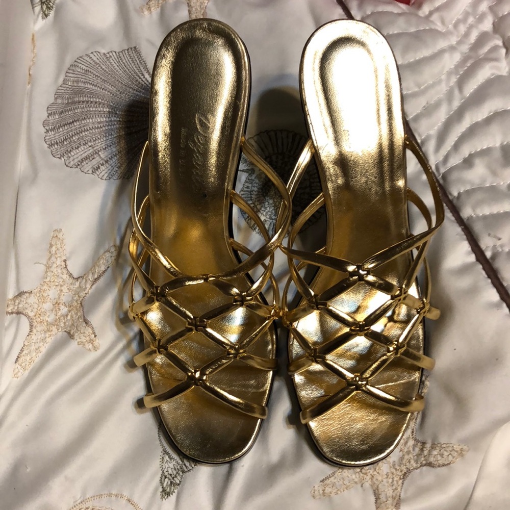 Gold shoes